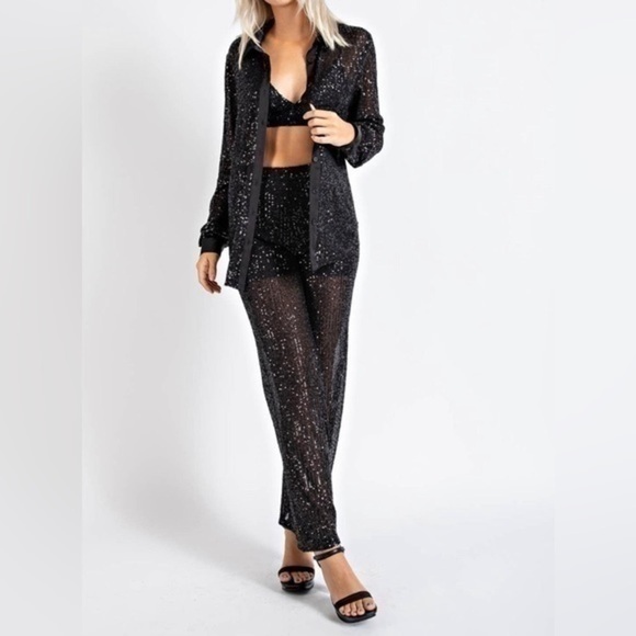 Black Sequin High-Waisted Mesh Pants - Picture 6 of 8